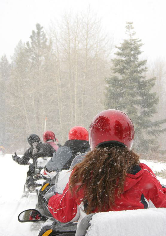 Rovaniemi: motoslitta sulla neve
